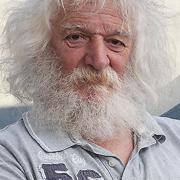 Mervyn Tokley with his impressive hair and beard before the big shave Picture: ALLY BAIN
